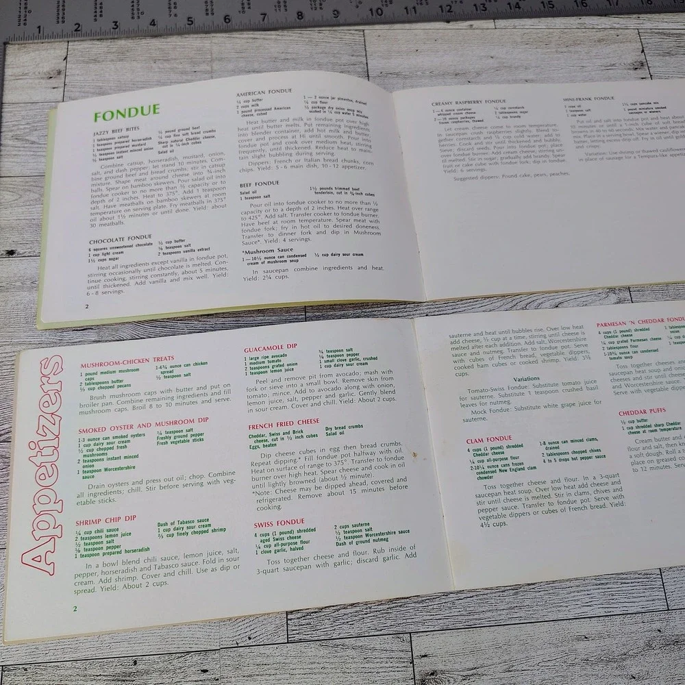 Christmas Cookbook Wisconsin Public Service Lot of 2 Holiday Baking Recipe 1960s